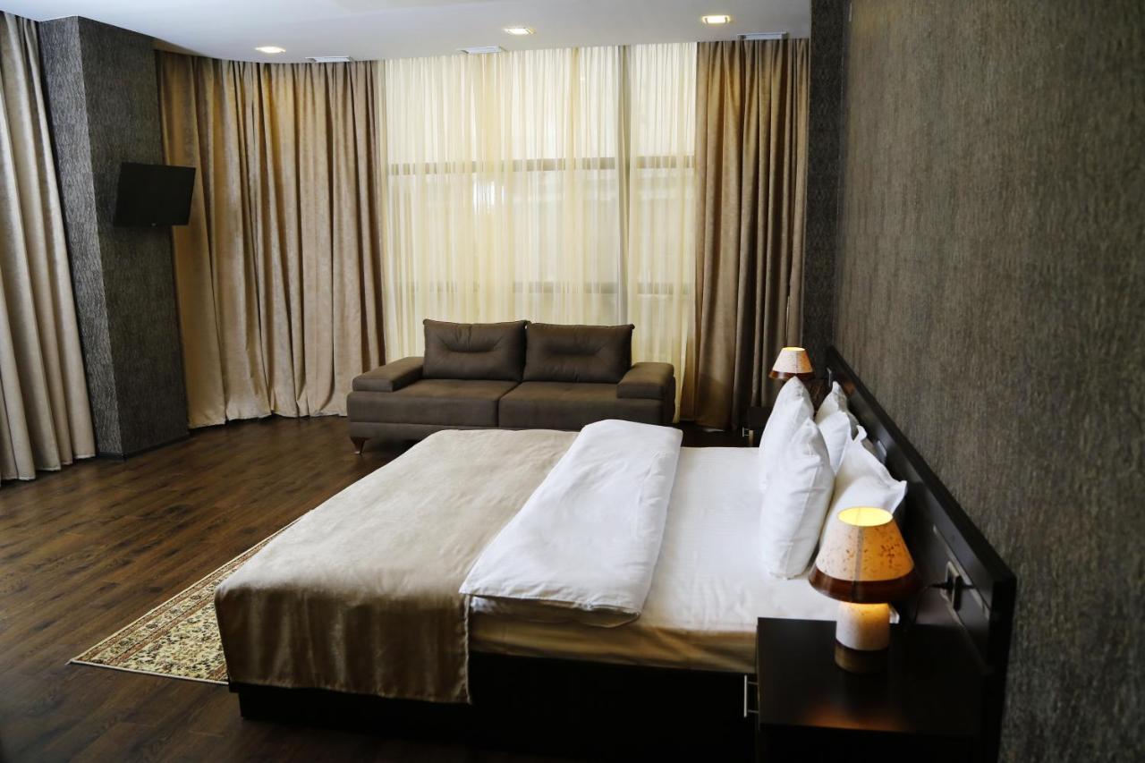 Tomu'S Hotel ギュムリ エクステリア 写真